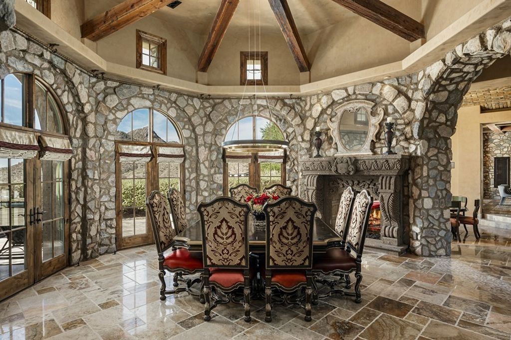 Extraordinary Arizona Estate with Unparalleled Views for 12.975 Million 36