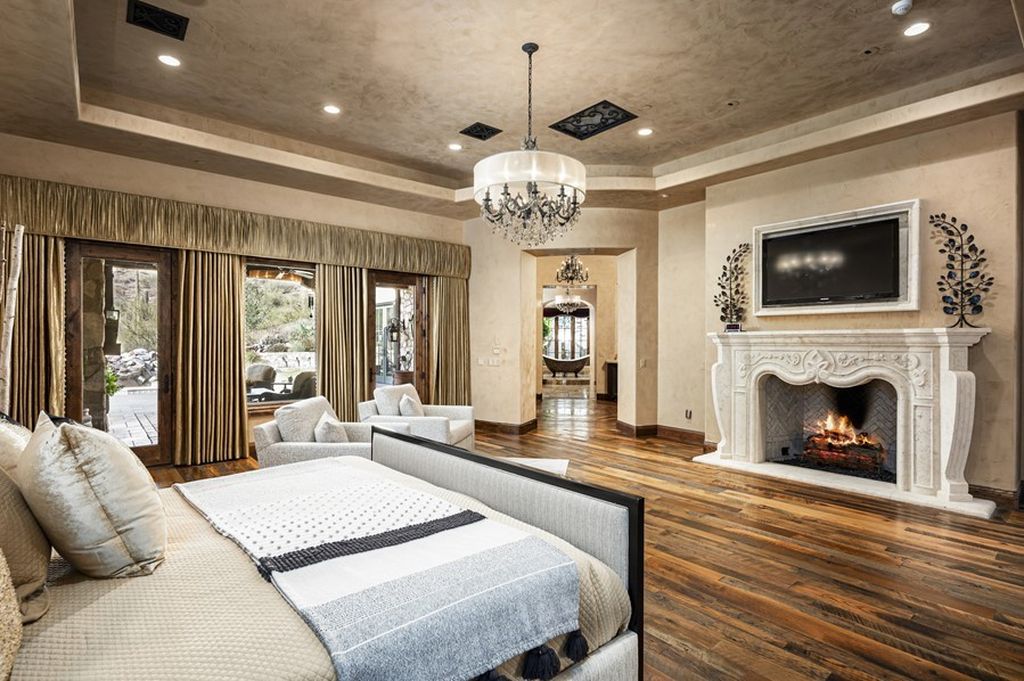Extraordinary Arizona Estate with Unparalleled Views for 12.975 Million 46