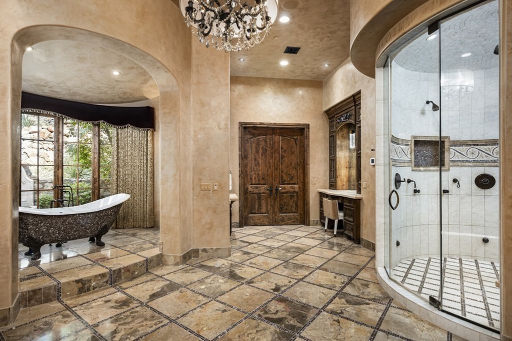 Extraordinary Arizona Estate with Unparalleled Views for 12.975 Million 47