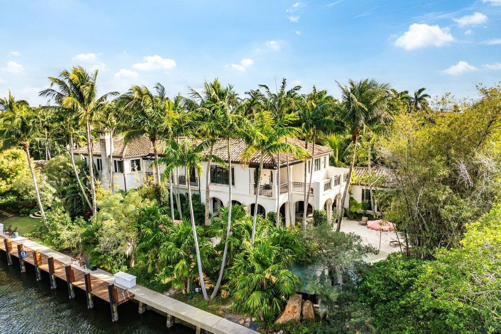 Extraordinary Waterfront Estate with 446' Intracoastal Frontage, Resort-Style Pool and Two Docks in Gulf Stream Listed at $17.9 Million 7 Designed by Randall Stofft and elegantly finished by Marc Michaels Interiors, this 7,293 square feet masterpiece offers 6 bedrooms, including a private guest house, and 8 baths.