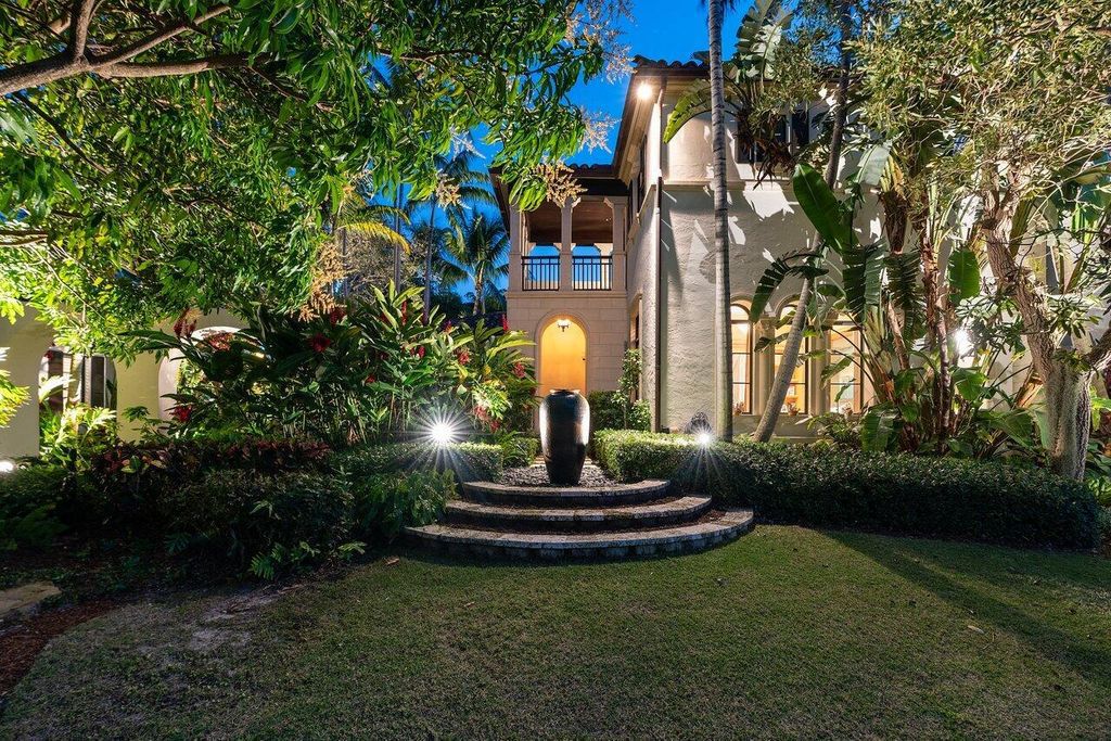 Extraordinary Waterfront Estate with 446' Intracoastal Frontage, Resort-Style Pool and Two Docks in Gulf Stream Listed at $17.9 Million 8 Designed by Randall Stofft and elegantly finished by Marc Michaels Interiors, this 7,293 square feet masterpiece offers 6 bedrooms, including a private guest house, and 8 baths.