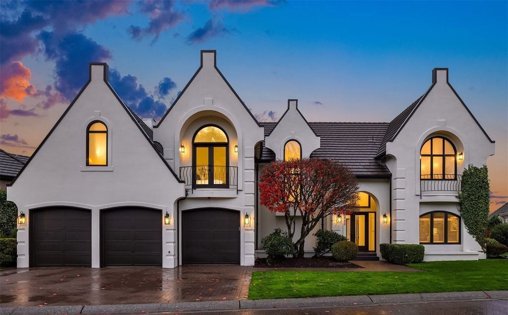 Lakeside Luxury Spectacular Washington Estate with Panoramic Views for 7.498 Million 1