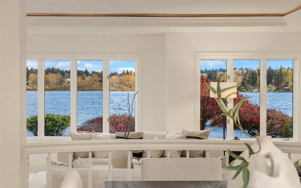 Lakeside Luxury Spectacular Washington Estate with Panoramic Views for 7.498 Million 12