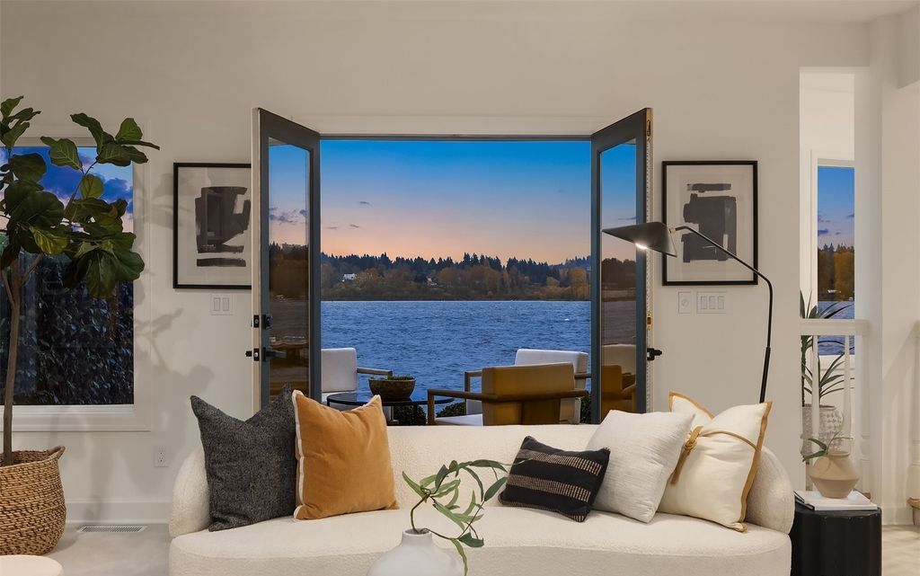 Lakeside Luxury Spectacular Washington Estate with Panoramic Views for 7.498 Million 19