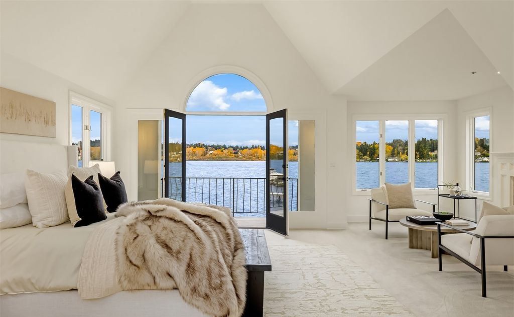 Lakeside Luxury Spectacular Washington Estate with Panoramic Views for 7.498 Million 24