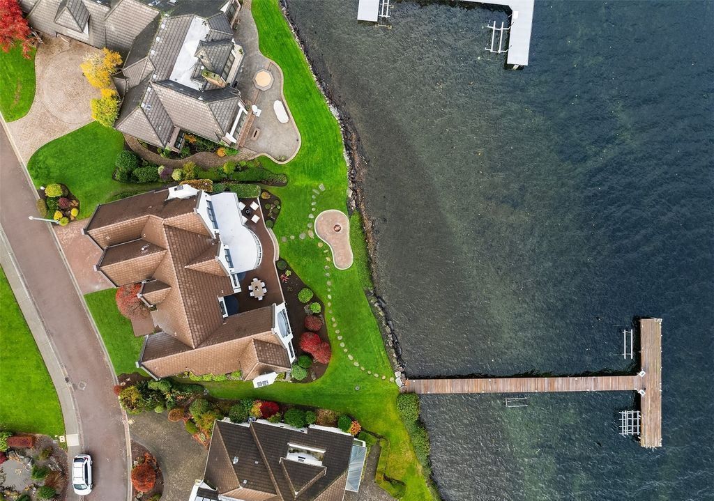Lakeside Luxury Spectacular Washington Estate with Panoramic Views for 7.498 Million 38