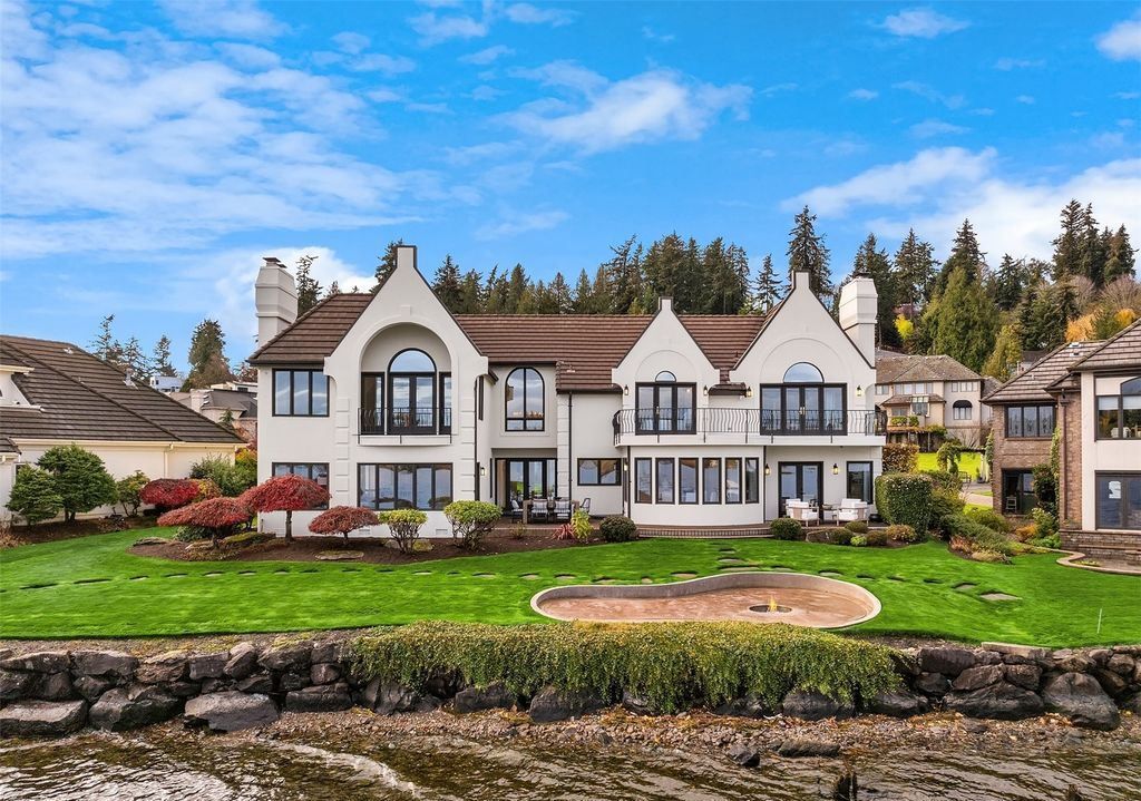 Lakeside Luxury Spectacular Washington Estate with Panoramic Views for 7.498 Million 39