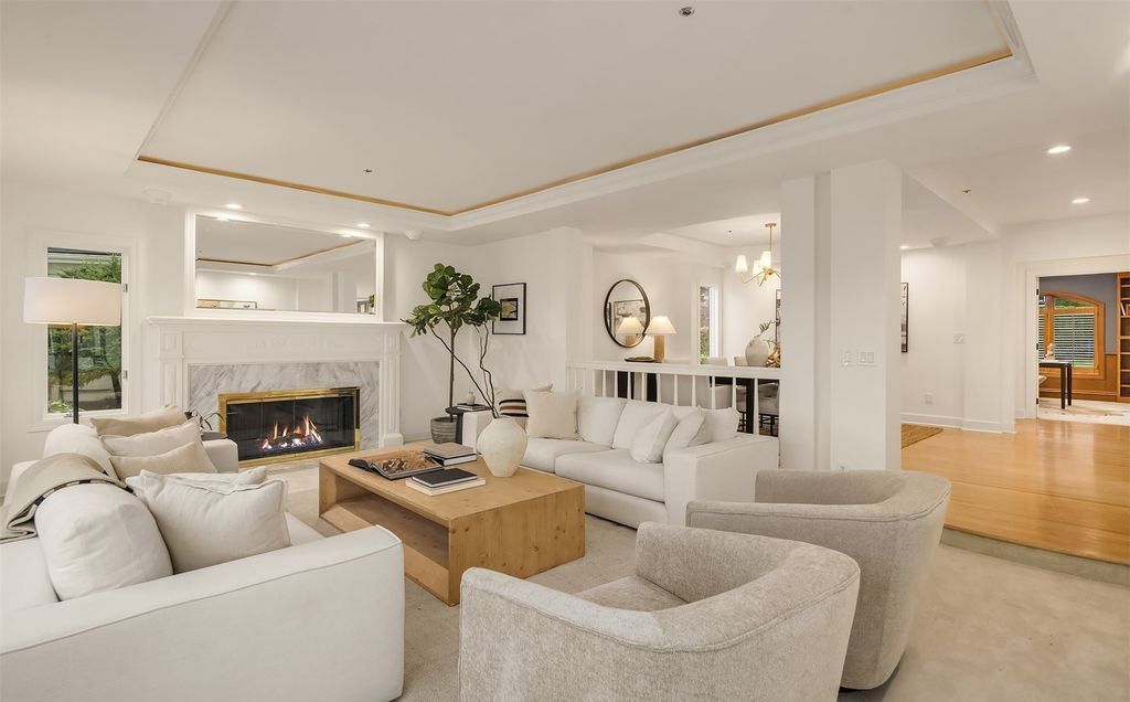 Lakeside Luxury Spectacular Washington Estate with Panoramic Views for 7.498 Million 8
