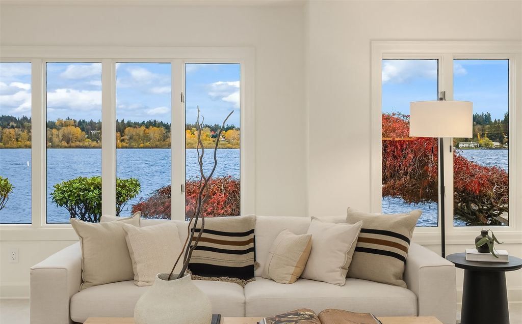 Lakeside Luxury Spectacular Washington Estate with Panoramic Views for 7.498 Million 9