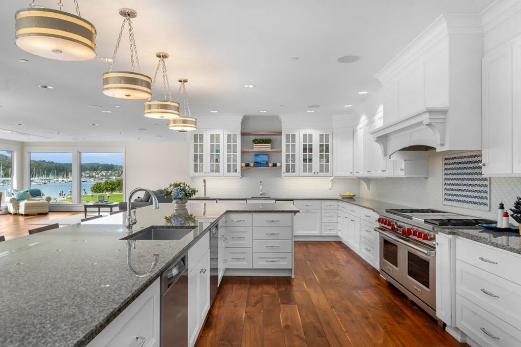 Legacy Waterfront Estate with Deep Water Dock in Gig Harbor for 128 Million 13