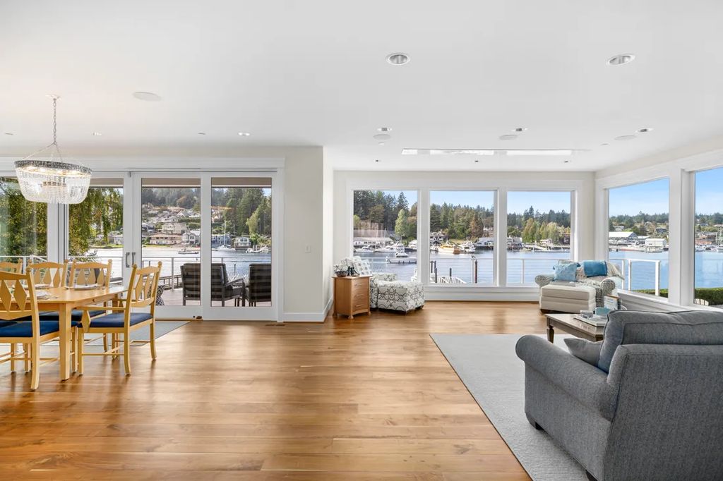 Legacy Waterfront Estate with Deep Water Dock in Gig Harbor for 128 Million 18