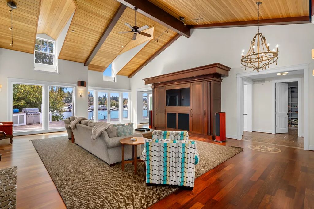 Legacy Waterfront Estate with Deep Water Dock in Gig Harbor for 128 Million 27