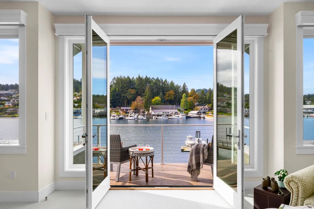 Legacy Waterfront Estate with Deep Water Dock in Gig Harbor for 128 Million 36