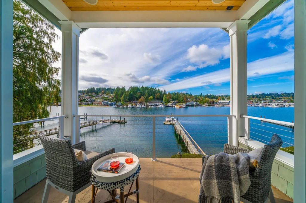 Legacy Waterfront Estate with Deep Water Dock in Gig Harbor for 128 Million 37