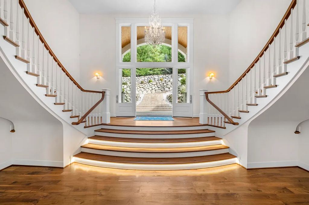 Legacy Waterfront Estate with Deep Water Dock in Gig Harbor for 128 Million 5