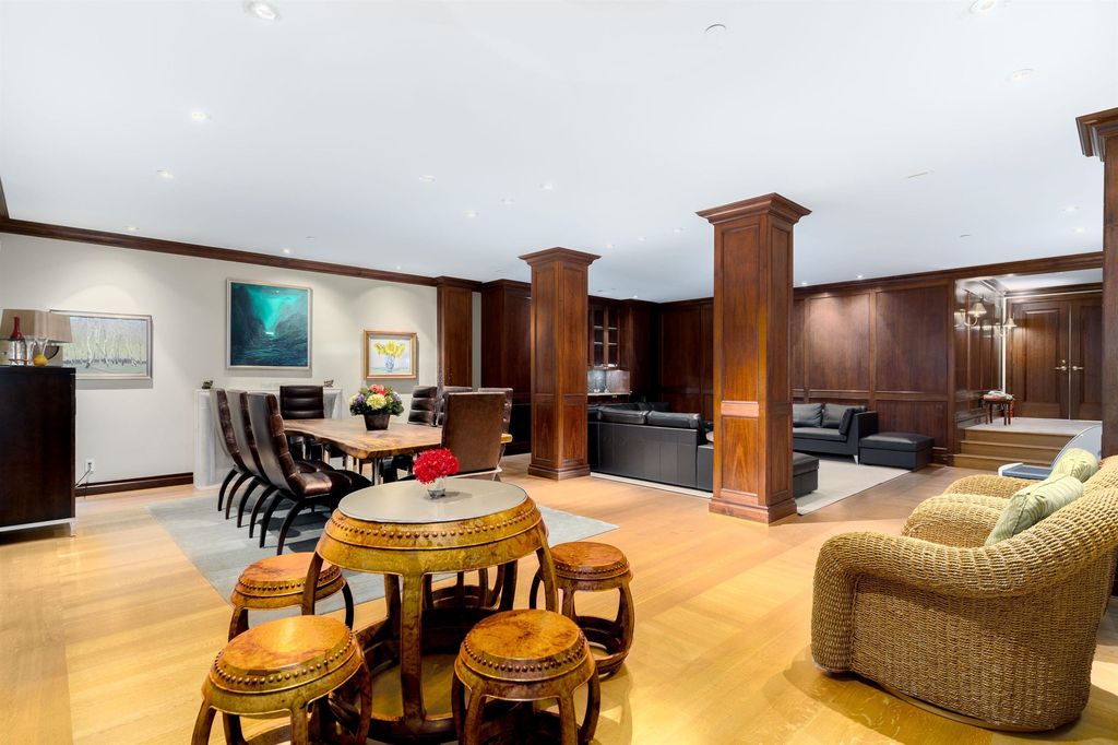 Luxurious Mansion with Breathtaking Mountain and Ocean Views in Canada Listed for C22.68 Million 18