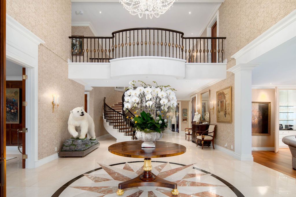 Luxurious Mansion with Breathtaking Mountain and Ocean Views in Canada Listed for C22.68 Million 6
