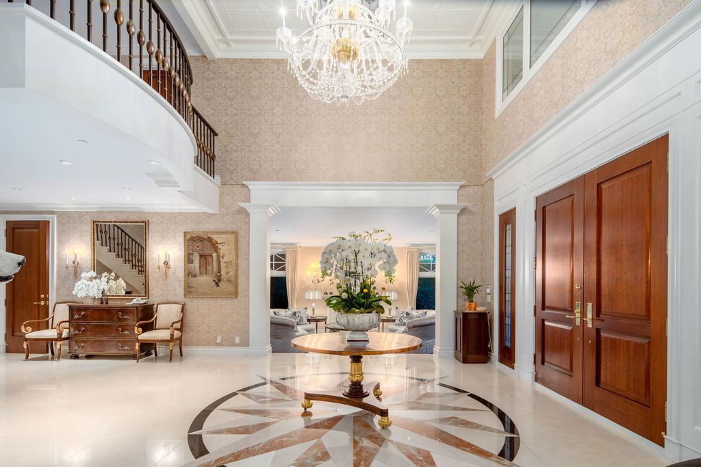Luxurious Mansion with Breathtaking Mountain and Ocean Views in Canada Listed for C22.68 Million 7