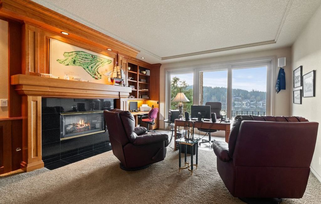 Modern Elegance Defined The Lakeview House in Oregon Offering Unmatched Design for 4.999 Million 31