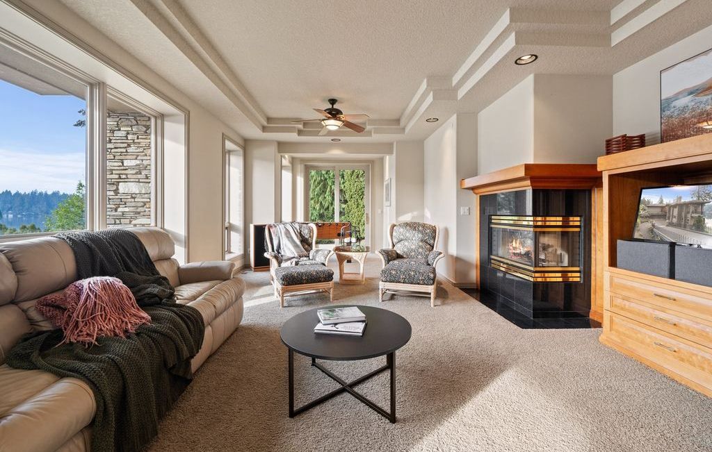 Modern Elegance Defined The Lakeview House in Oregon Offering Unmatched Design for 4.999 Million 40