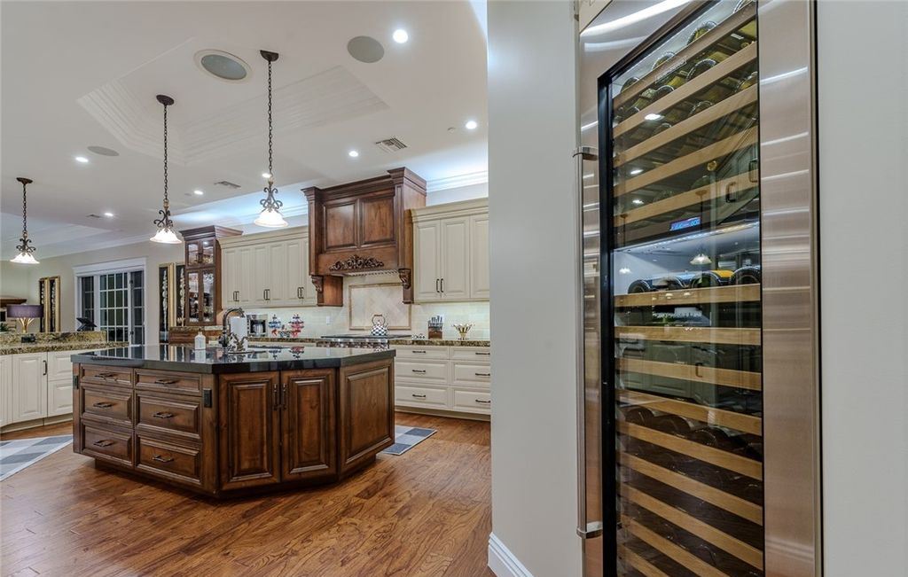Nevada Luxury at Its Finest Stunning Custom Estate with Double Fairway and Lake Views for 8.5 Million 15