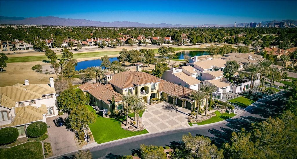 Nevada Luxury at Its Finest Stunning Custom Estate with Double Fairway and Lake Views for 8.5 Million 49