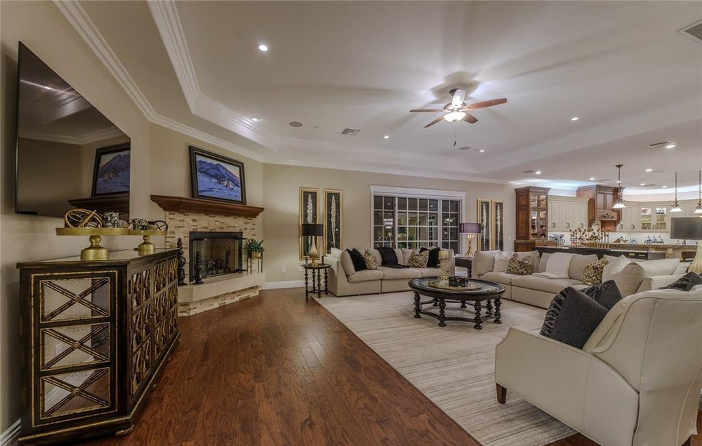 Nevada Luxury at Its Finest Stunning Custom Estate with Double Fairway and Lake Views for 8.5 Million 6