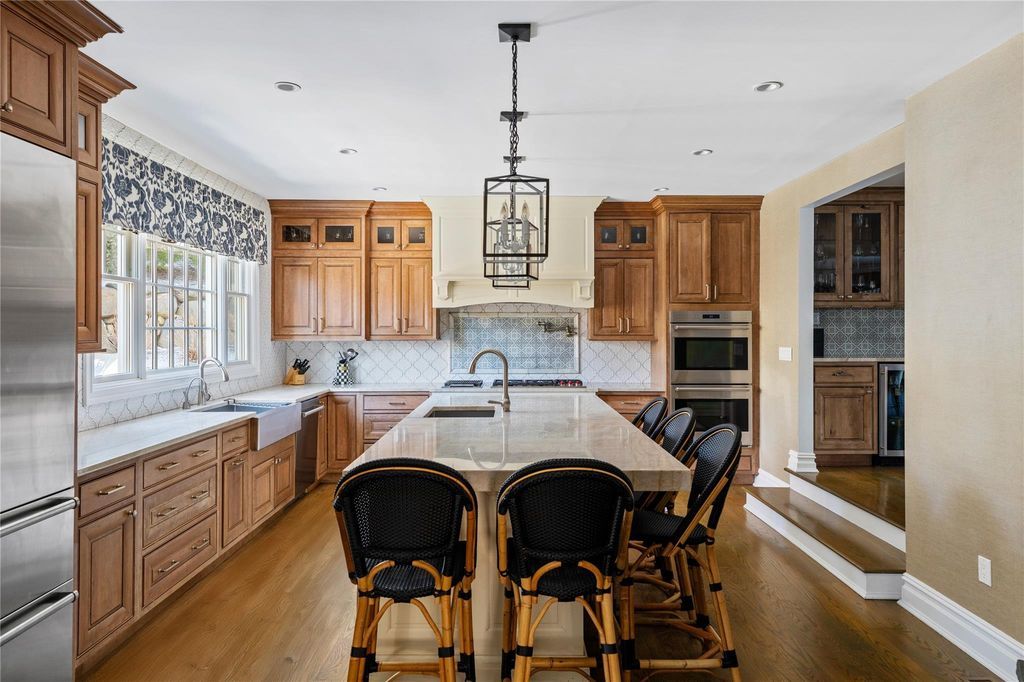 Sophisticated Living Exceptional Residence in New York Boasting Timeless Architectural Elegance Asking 4.975 Million 12
