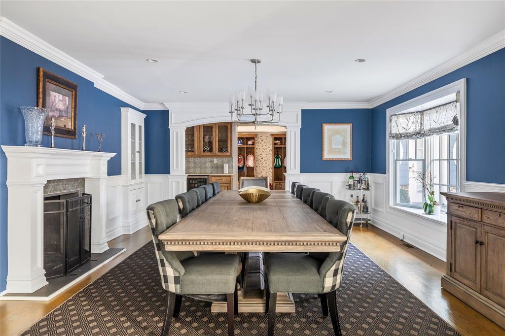 Sophisticated Living Exceptional Residence in New York Boasting Timeless Architectural Elegance Asking 4.975 Million 19