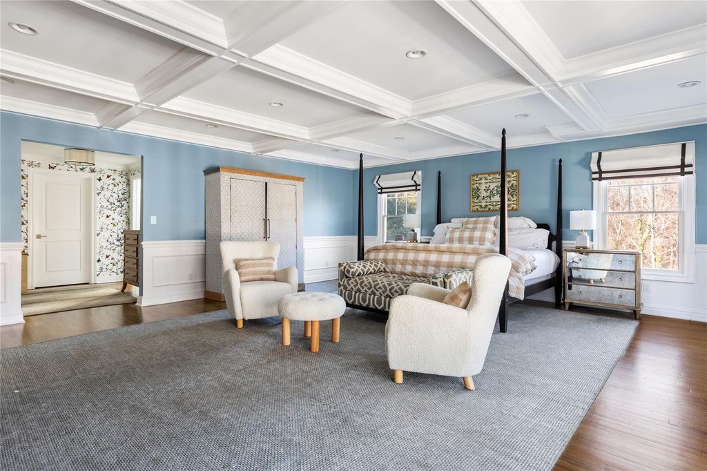 Sophisticated Living Exceptional Residence in New York Boasting Timeless Architectural Elegance Asking 4.975 Million 25