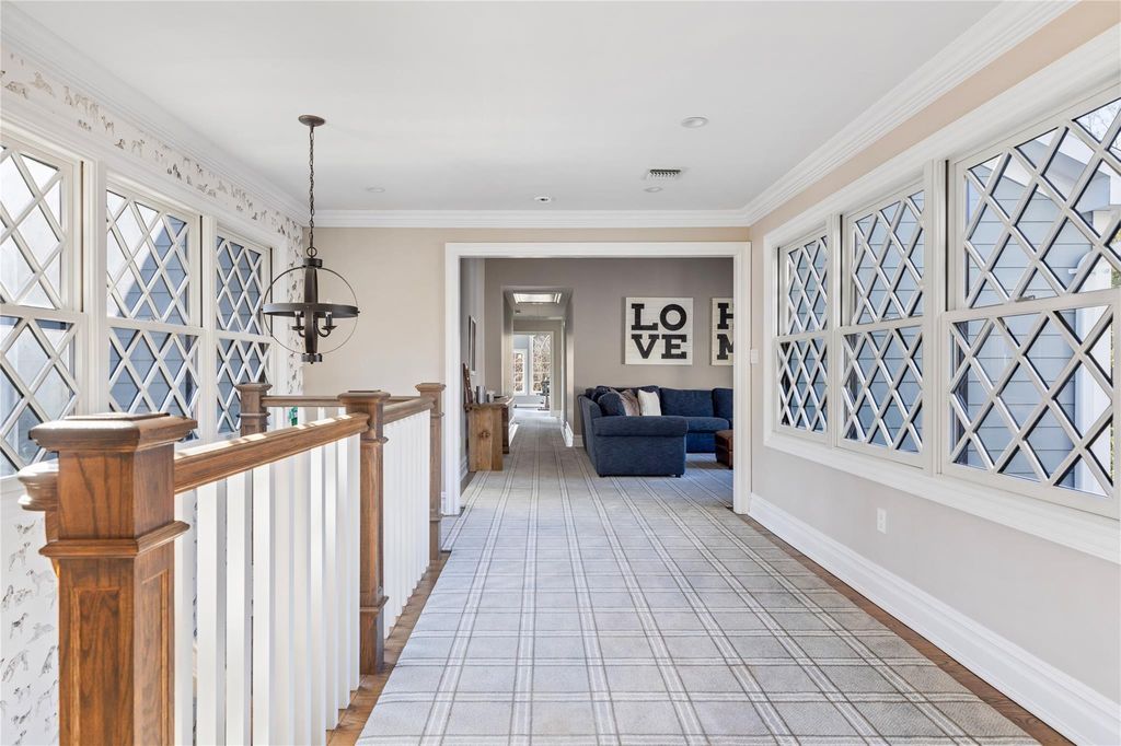 Sophisticated Living Exceptional Residence in New York Boasting Timeless Architectural Elegance Asking 4.975 Million 31
