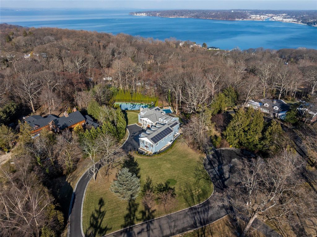 Sophisticated Living Exceptional Residence in New York Boasting Timeless Architectural Elegance Asking 4.975 Million 39