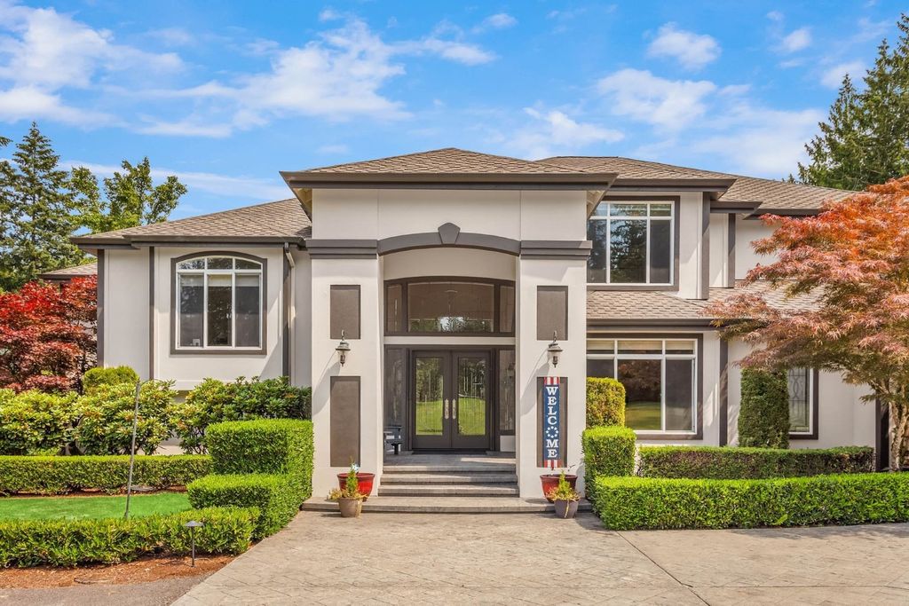 Sprawling Estate in Washington Offers Unmatched Privacy Elegance and Top Tier Amenities for 4.25 Million 1