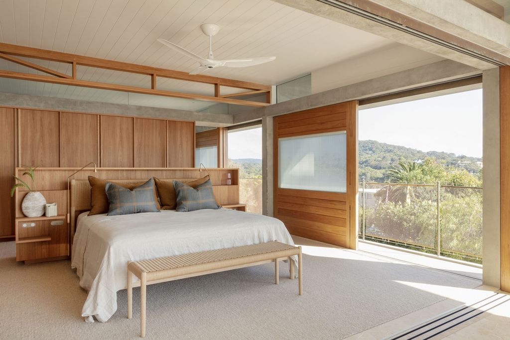 Surfside House in Australia by Richard Cole Architecture 15