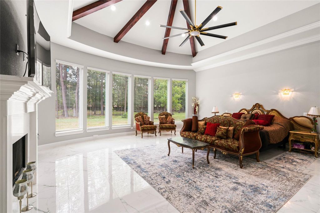 Texas Luxury Redefined A Modern Masterpiece Offering the Best in High End Living for 2.4 Million 19