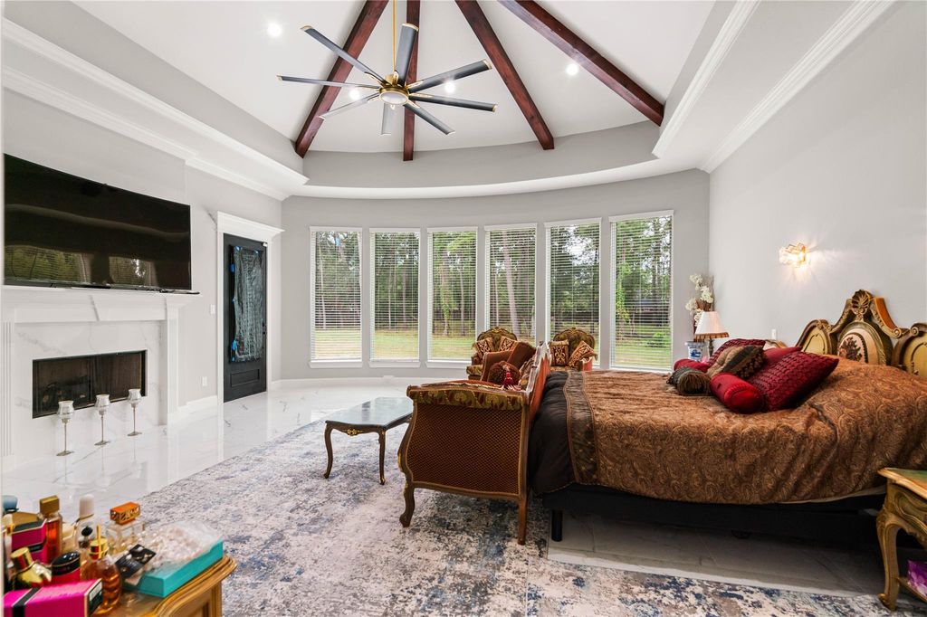 Texas Luxury Redefined A Modern Masterpiece Offering the Best in High End Living for 2.4 Million 21