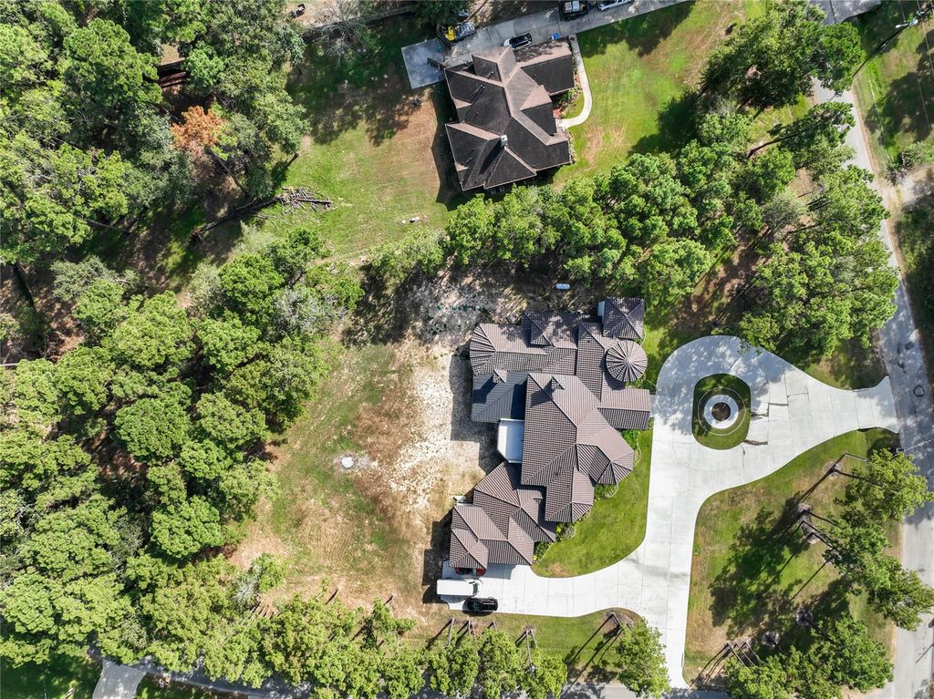 Texas Luxury Redefined A Modern Masterpiece Offering the Best in High End Living for 2.4 Million 31