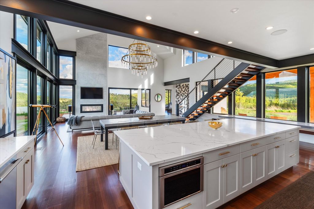 Top of the World in Montana Stunning 3.4M Modern Estate with Unrivaled Views 15