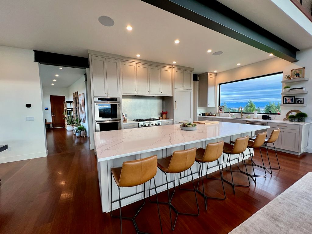 Top of the World in Montana Stunning 3.4M Modern Estate with Unrivaled Views 16