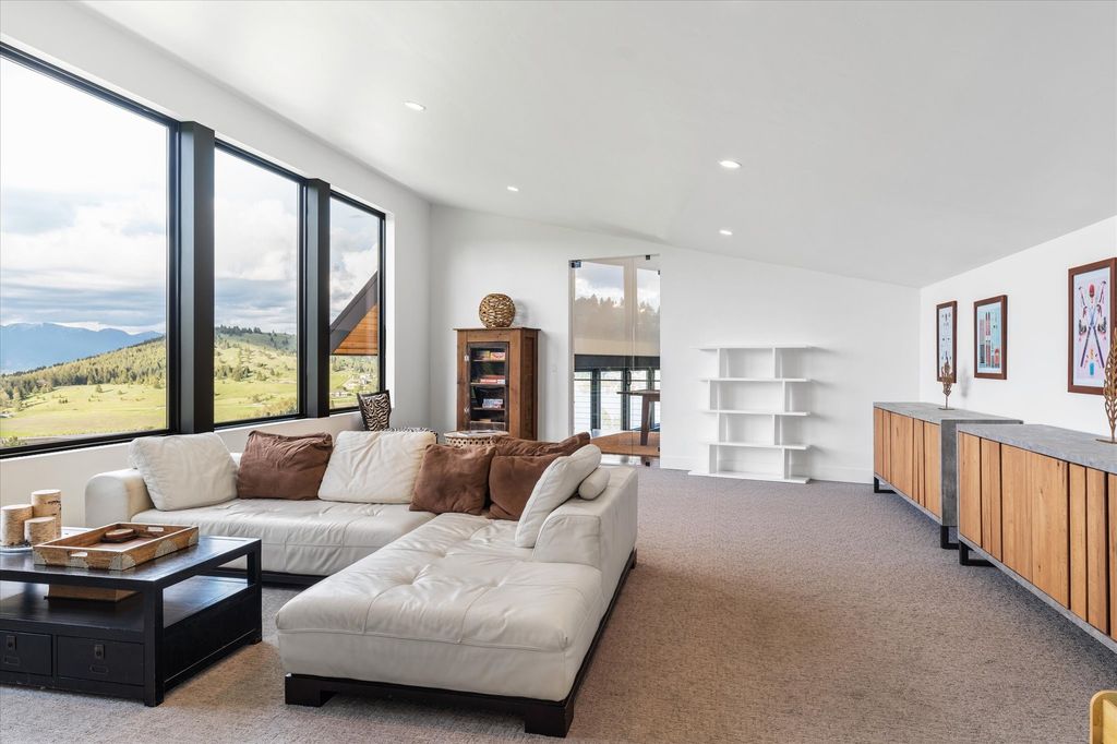 Top of the World in Montana Stunning 3.4M Modern Estate with Unrivaled Views 31