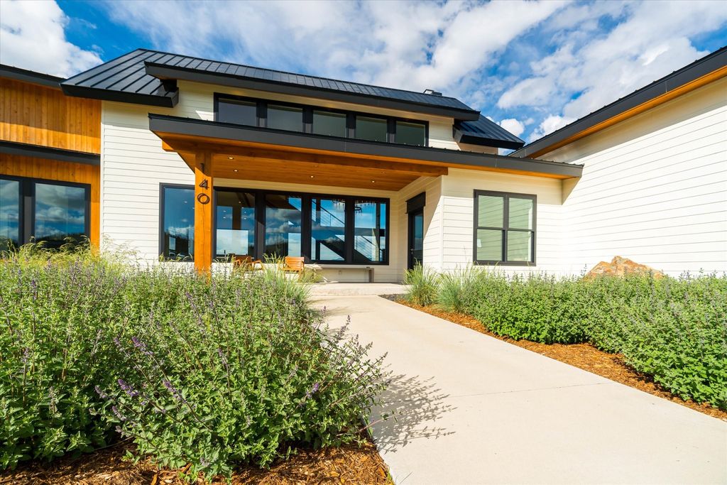 Top of the World in Montana Stunning 3.4M Modern Estate with Unrivaled Views 6