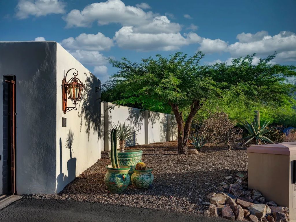 Tucsons Prestigious Landmark Josias Joesler 1936 Masterpiece for 6.5 Million 35