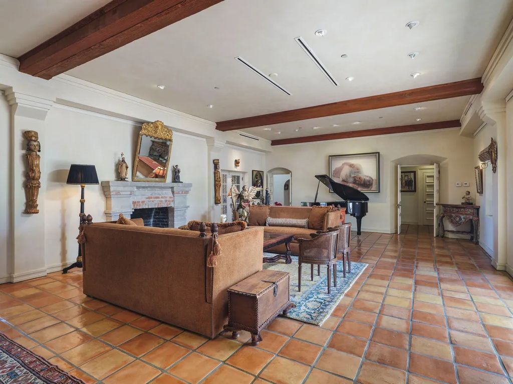 Tucsons Prestigious Landmark Josias Joesler 1936 Masterpiece for 6.5 Million 8