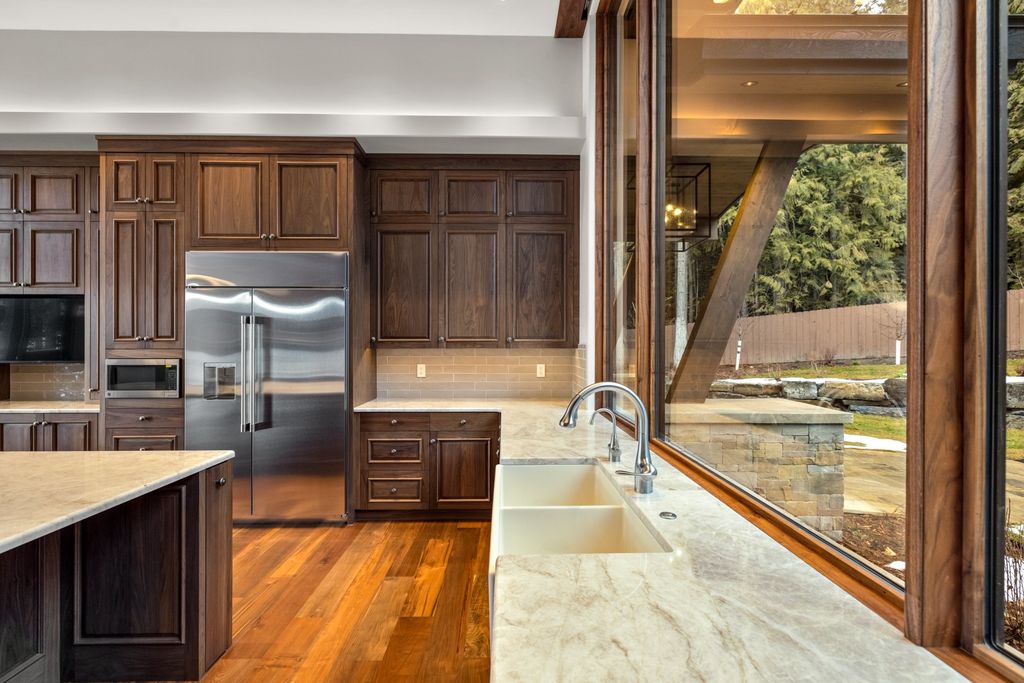 Unparalleled Luxury on Whitefish Lake Stunning Montana Estate Asks 19995000 19
