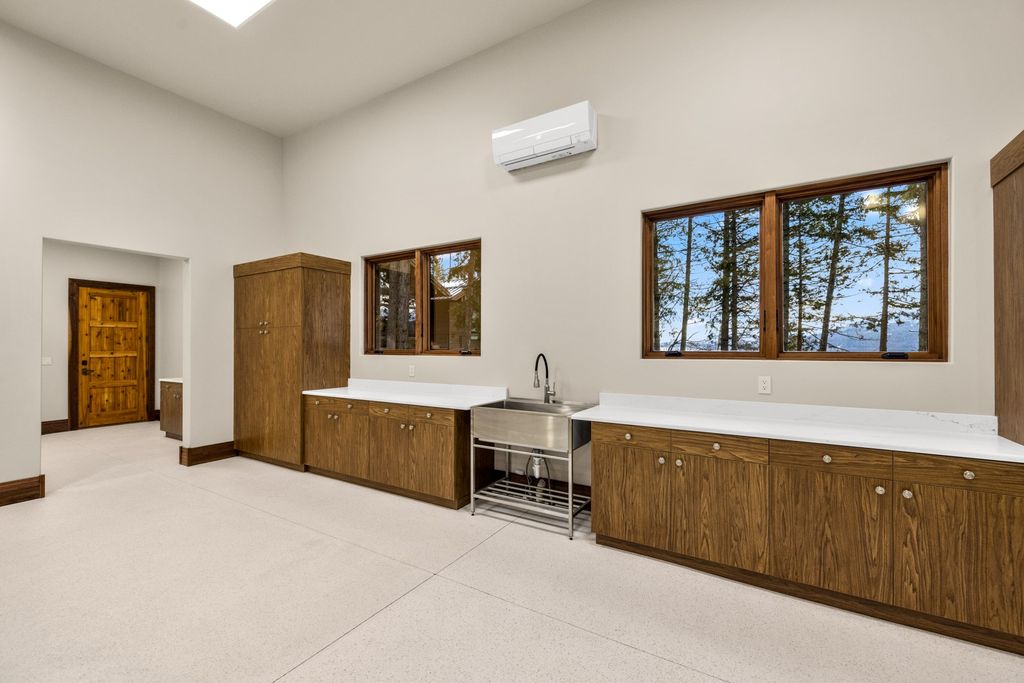 Unparalleled Luxury on Whitefish Lake Stunning Montana Estate Asks 19995000 54