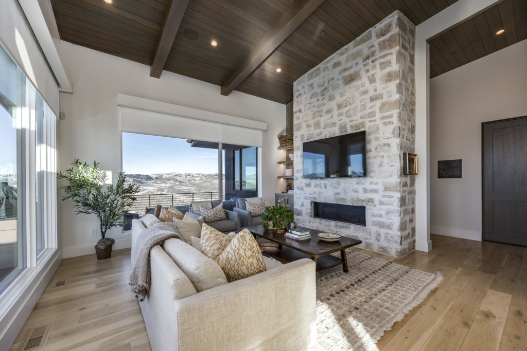 Utah Luxury Redefined Exceptional 1.6 Acre Estate Hits the Market for 13.75 Million 32