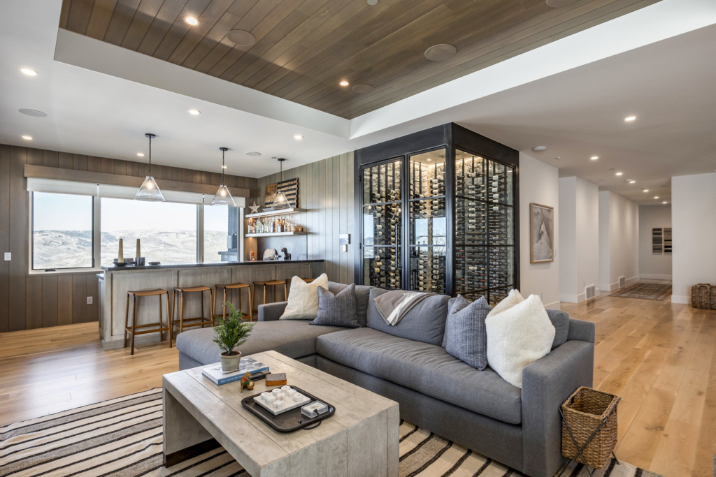 Utah Luxury Redefined Exceptional 1.6 Acre Estate Hits the Market for 13.75 Million 44