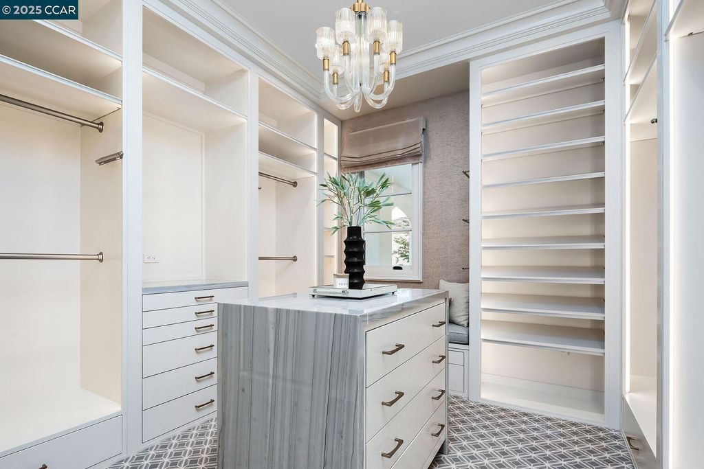 Your Private Oasis Awaits in This Beautiful California Estate Available for 25 Million 27
