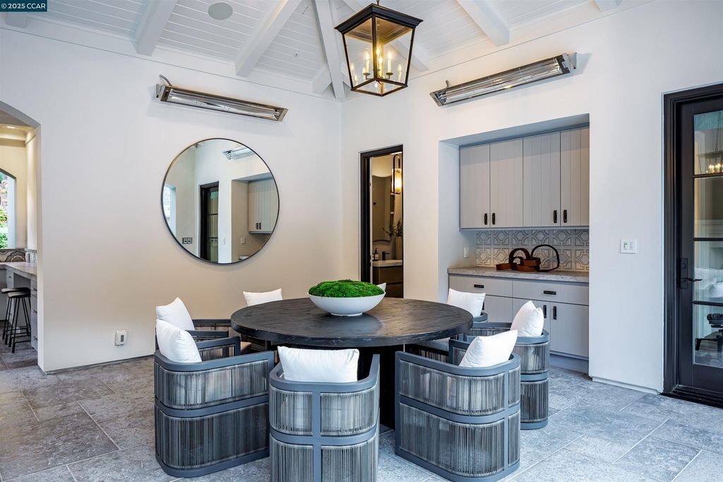 Your Private Oasis Awaits in This Beautiful California Estate Available for 25 Million 40