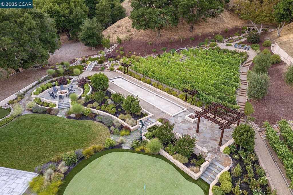 Your Private Oasis Awaits in This Beautiful California Estate Available for 25 Million 50